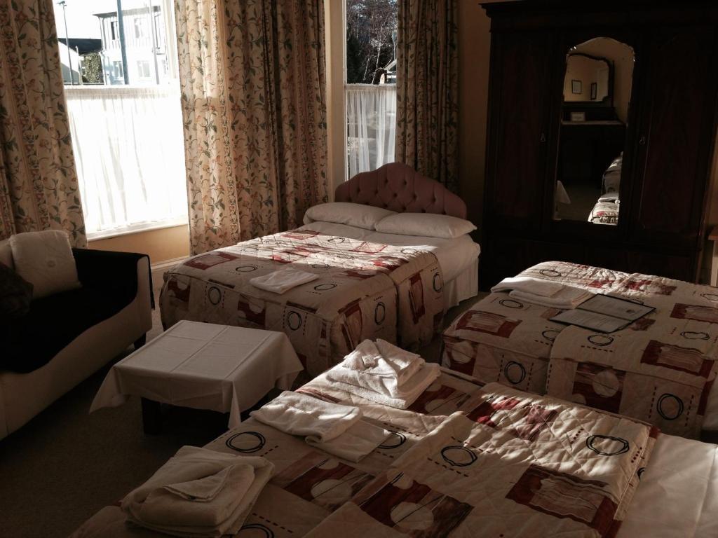 Tara Hall Accommodation 던레러 객실 사진